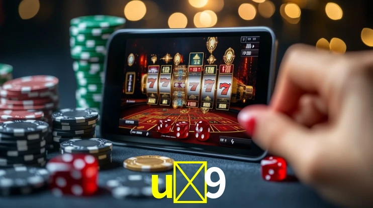 u-9 App Interface